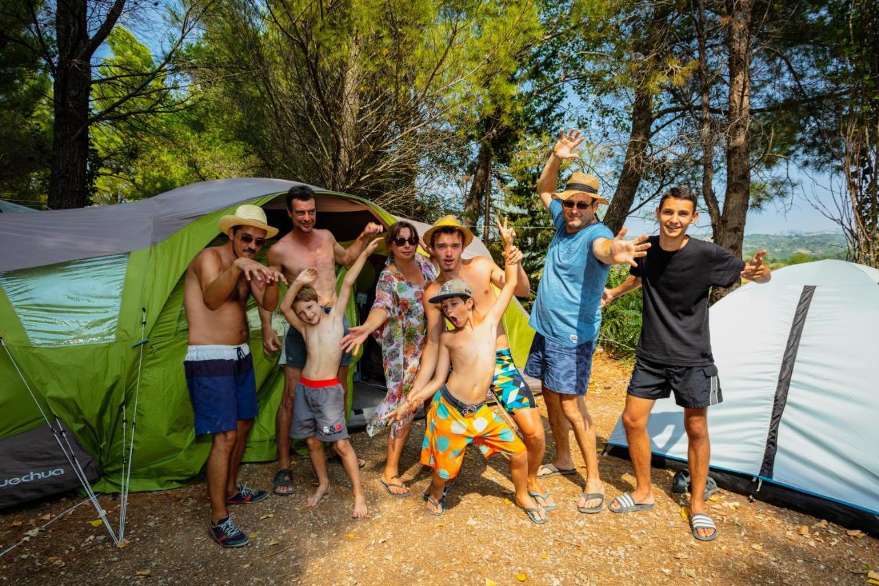 Camping la Peiriere Tuchan Esterno foto